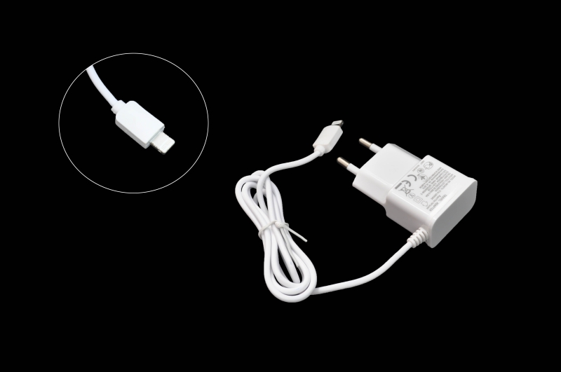 Зарядное устройство 220V-5V 2.0A 5/5S/6/6+/6S/6S+/7/7+ ETA-U90EWE (NGY-166)