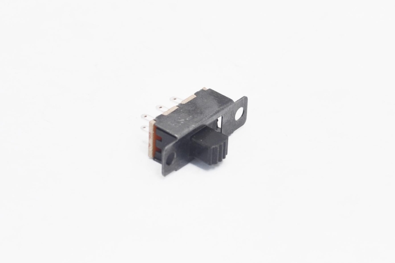Переключатель движковый SS-22F32-EG5 On-On (DPDT) 50V 1A