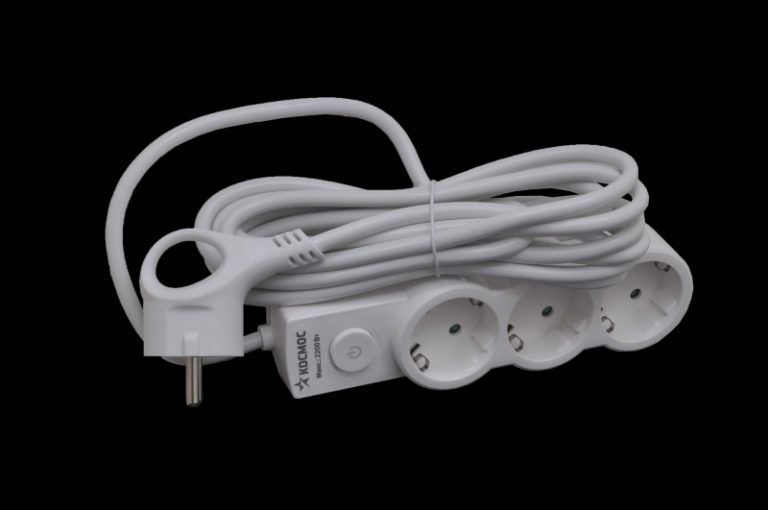 Удлинитель Космос 10A 220V 3 розетки 3м, белый