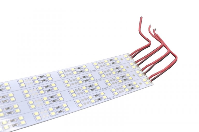 Линейка светодиодов 990x12mm 144шт 2835 12V 20W LTL1742