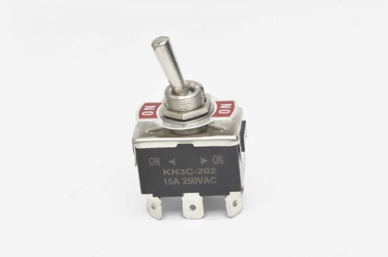 Тумблер KN3(C)-202P On-On 6-pin 15A 250V
