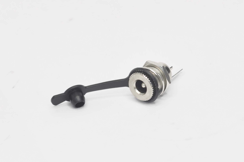 Разъем питания 5.5x2.5mm "гн" на корпус DC-099 (TC 5.5x2.5) 129835