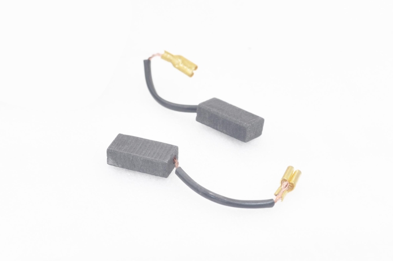 YG-02103 Щетки электроугольные Sparky (М600, М850, Х52) 5x8x15,5