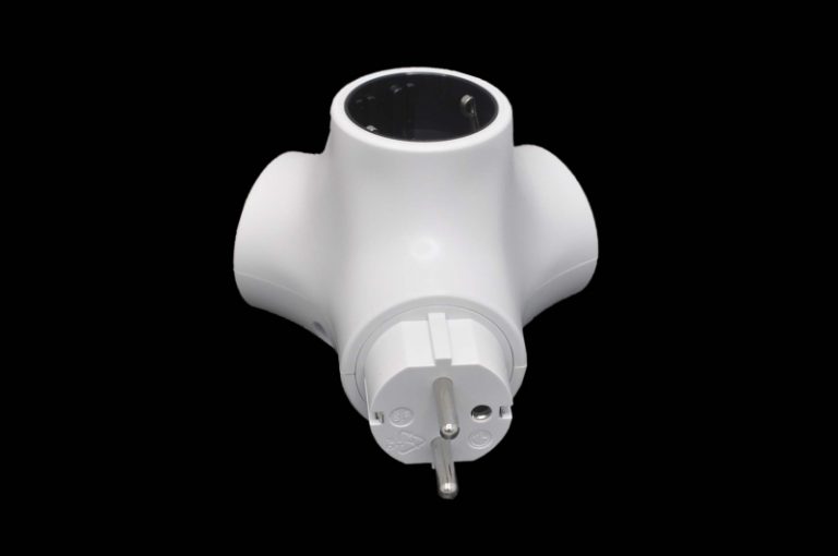 17423 Сетевой удлинитель Старт Octopus SP 1x3 ZD