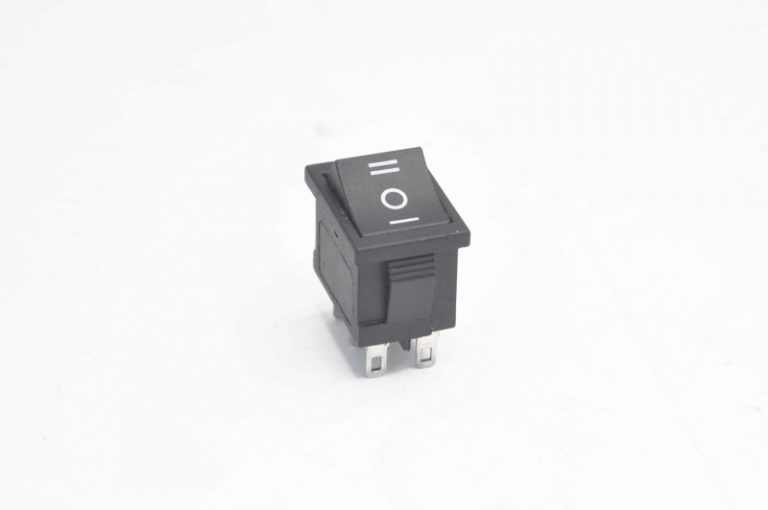 Переключатель KCD1-20331KK On-Off-On черный 250V 6A (6c)