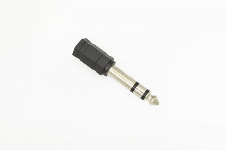 Переходник 6.3mm "шт" стерео - 3.5mm "гн" стерео пластик 2-121