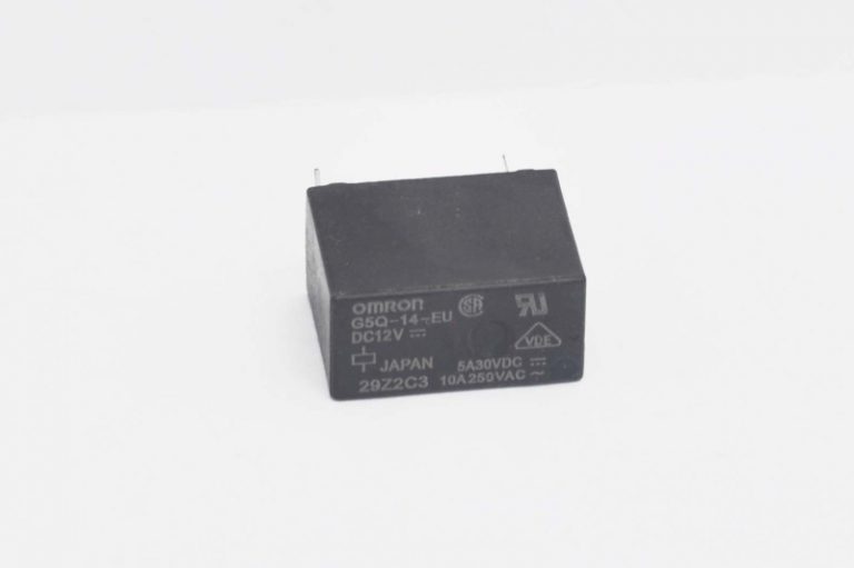 Реле G5Q-14-EU Катушка 12V, одна группа, 5А 20.5х10.2х15.3