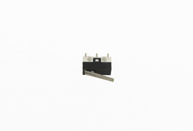 Микропереключатель DM1-01P-30 125V 1.0A с рычагом 13.5mm
