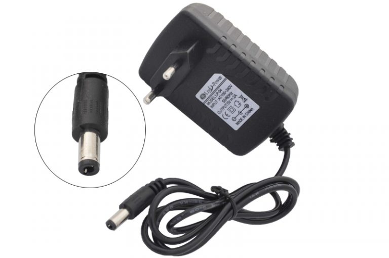 Блок питания 220V/ 5V 2,0A LP-04 (5.5x2.5) импульсный (адаптер)
