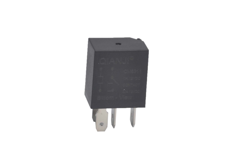Реле CM6311-1Z-12VDC Катушка 12V одна группа (1C) 20A 26.5x23.3x16